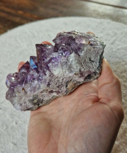 Premium High Grade Amethyst Druzy Cluster Piece 145 - 413g H6xW11xD5cm - Image 4