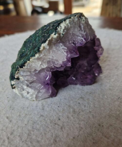 Large Premium High Grade Amethyst Raw Druzy Cluster Piece 175 - 634g H6.5xW11xD8cm - Image 9