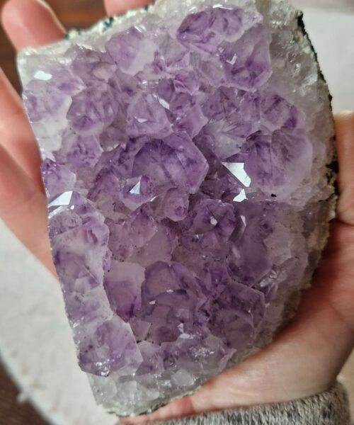 Large Premium High Grade Amethyst Raw Druzy Cluster Piece 175 - 634g H6.5xW11xD8cm - Image 5