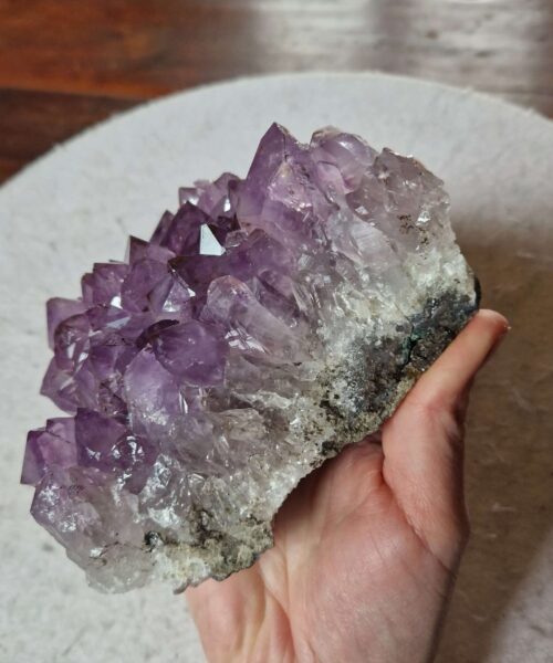 Large Premium High Grade Amethyst Raw Druzy Cluster Piece 127 - 1074g H7xW12xD11.5cm - Image 8