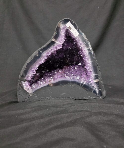 Amethyst Crystal Geode 1029 Premium Queen Grade 9.31kg H22xW25xD16cm - Image 8