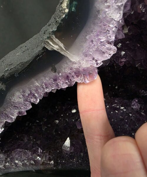 Amethyst Crystal Geode 1029 Premium Queen Grade 9.31kg H22xW25xD16cm - Image 9