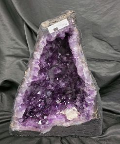 Amethyst Crystal Geode 1032 Premium Queen Grade 8.13kg H30xW25xD13cm