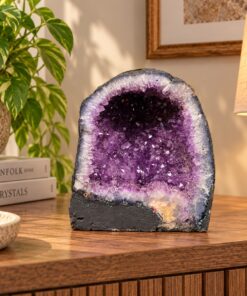 Amethyst Crystal Geode 1040 Premium Queen Grade 7.35kg H23xW20xD12cm