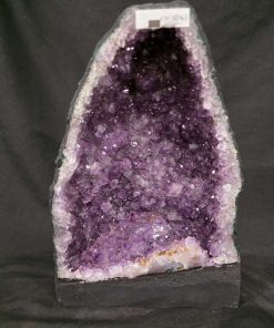 Amethyst Crystal Geode 1043 Premium Queen Grade 6.71kg H31xW21xD15cm