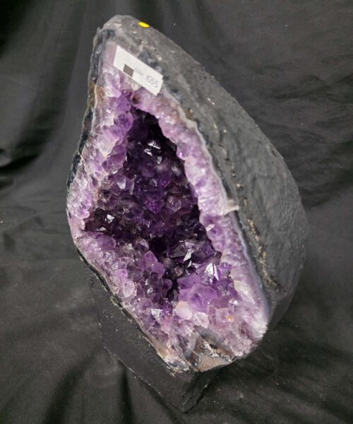 Amethyst Crystal Geode 1055 Premium Queen Grade 10.26kg H30xW20xD15cm - Image 3