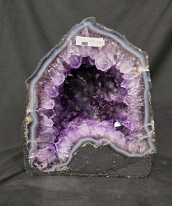 Amethyst Crystal Geode 1060 Premium Queen Grade 10.39kg H28xW24xD14cm