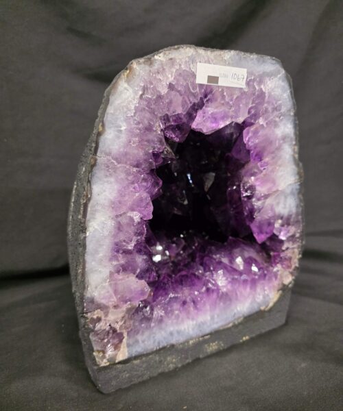 Amethyst Crystal Geode 1067 Premium Queen Grade 11.7kg H26xW21xD17cm - Image 2