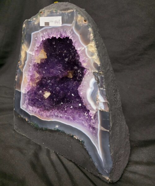 Amethyst Crystal Geode 1068 Premium Queen Grade 13.65kg H26xW26xD19cm - Image 3