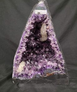 Amethyst Crystal Geode 1072 Premium Queen Grade 11.67kg H33xW25xD15cm