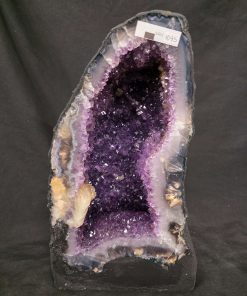 Amethyst Crystal Geode 1075 Premium Queen Grade 10.6kg H33xW19xD14cm