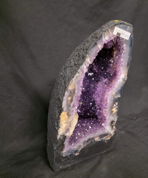 Amethyst Crystal Geode 1075 Premium Queen Grade 10.6kg H33xW19xD14cm - Image 2