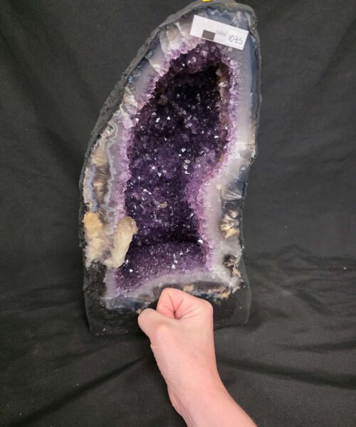 Amethyst Crystal Geode 1075 Premium Queen Grade 10.6kg H33xW19xD14cm - Image 6