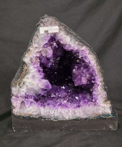 Amethyst Crystal Geode 1079 Premium Queen Grade 14.37kg H29xW28xD17cm