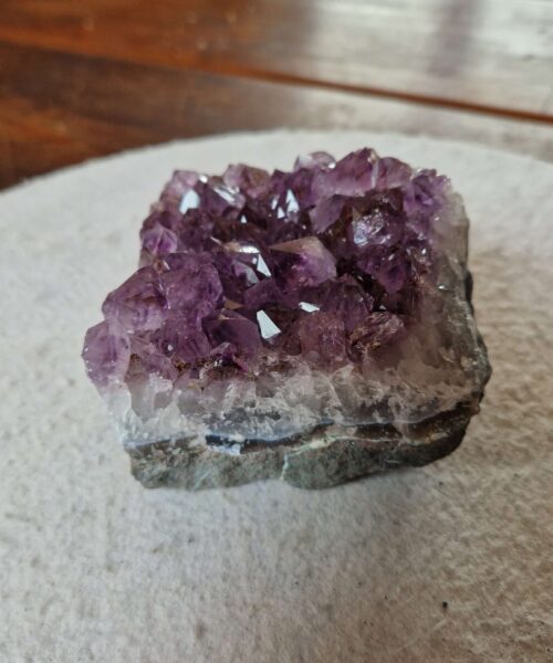 Large Premium High Grade Amethyst Raw Druzy Cluster Piece 132 - 1035g H7xW12xD8.5cm - Image 5