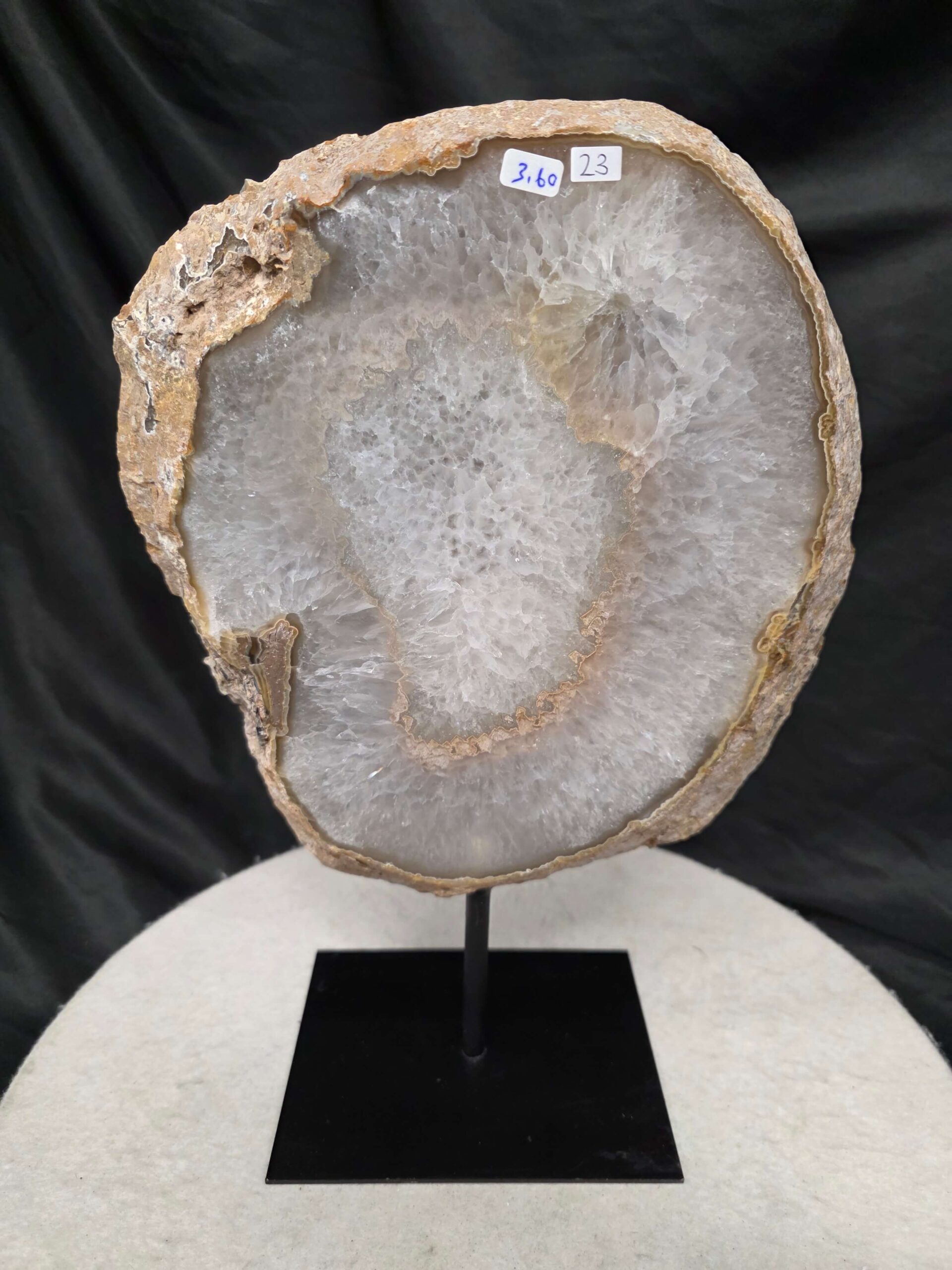 Large Premium Agate Natural Slice on Stand 23 – 3.473g - H35xW24xD12cm - Image 10