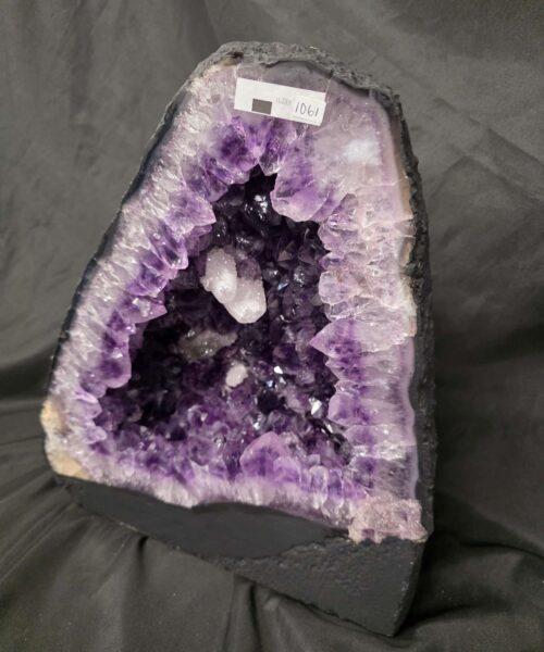 Amethyst Crystal Geode 1061 Premium Queen Grade 14.22kg H31xW28xD15cm - Image 3