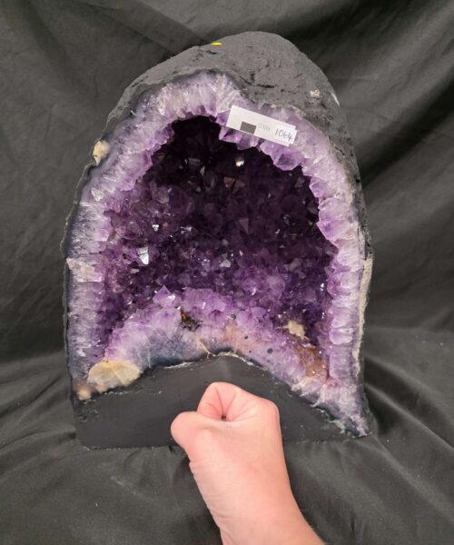Amethyst Crystal Geode 1064 Premium Queen Grade 13.92kg H30xW25xD16cm - Image 5