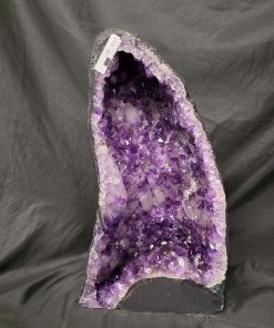 Amethyst Crystal Geode 1065 Premium Queen Grade 10.98kg H41xW23xD14cm