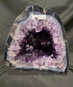 Amethyst Crystal Geode 1066 Premium Queen Grade 12.39kg H25xW25xD16cm
