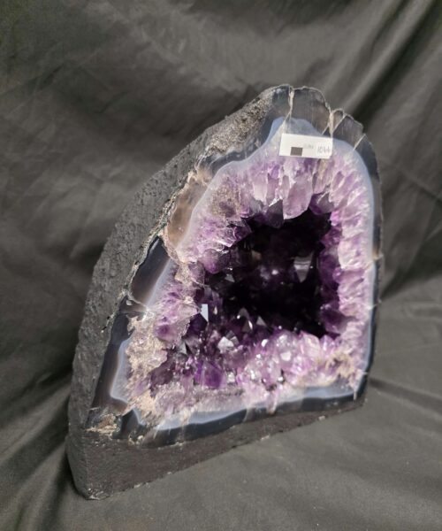 Amethyst Crystal Geode 1066 Premium Queen Grade 12.39kg H25xW25xD16cm - Image 2