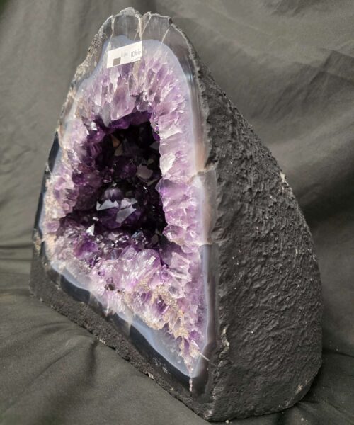 Amethyst Crystal Geode 1066 Premium Queen Grade 12.39kg H25xW25xD16cm - Image 8