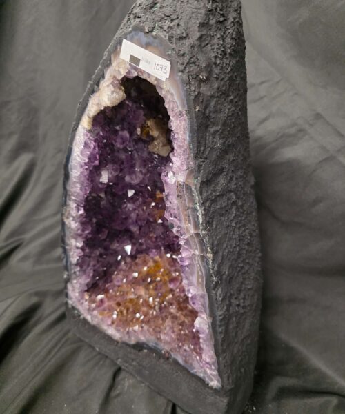 Amethyst Crystal Geode 1073 Premium Queen Grade 14.58kg H39xW22xD16cm - Image 3