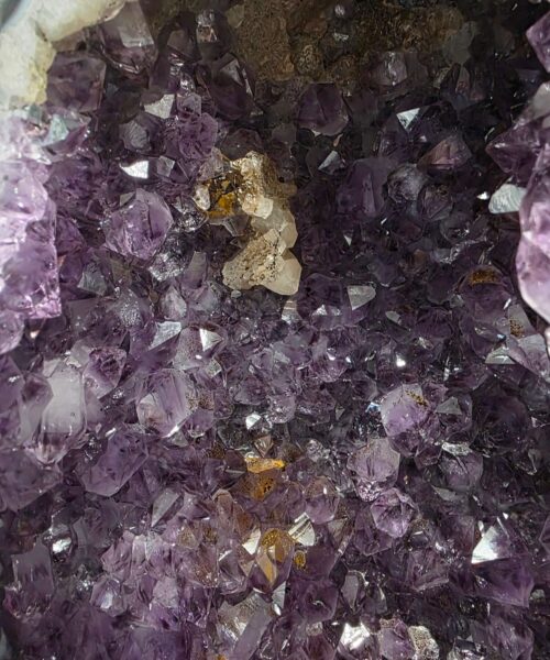 Amethyst Crystal Geode 1073 Premium Queen Grade 14.58kg H39xW22xD16cm - Image 7
