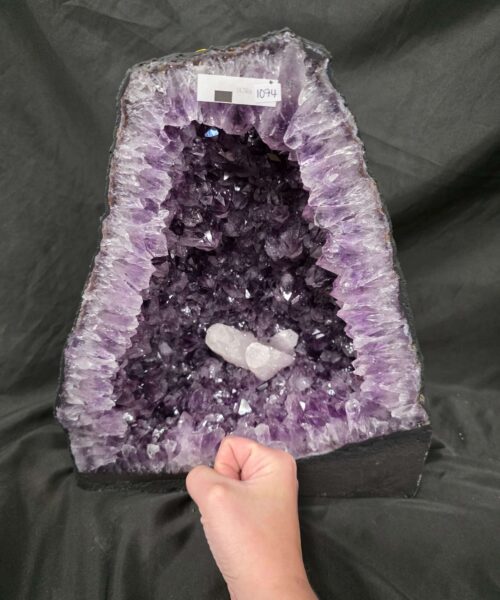 Amethyst Crystal Geode 1074 Premium Queen Grade 14.76kg H33xW28xD15cm - Image 6