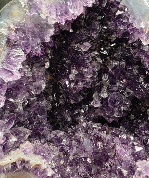 Amethyst Crystal Geode 1077 Premium Queen Grade 14.4kg H32xW30xD14cm - Image 6