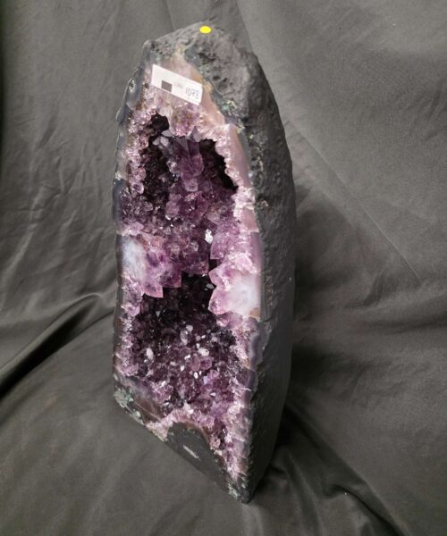 Amethyst Crystal Geode 1078 Premium Queen Grade 11.59kg H40xW19xD14cm - Image 3
