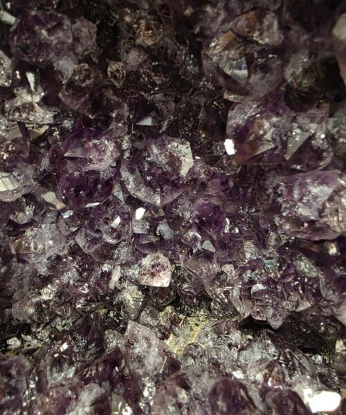 Amethyst Crystal Geode 1083 Premium Queen Grade 15.79kg H31xW28xD16cm - Image 6