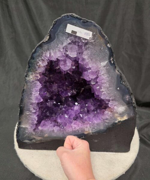 Amethyst Crystal Geode 1086 Premium Queen Grade 15.28kg H32xW29xD15cm - Image 4