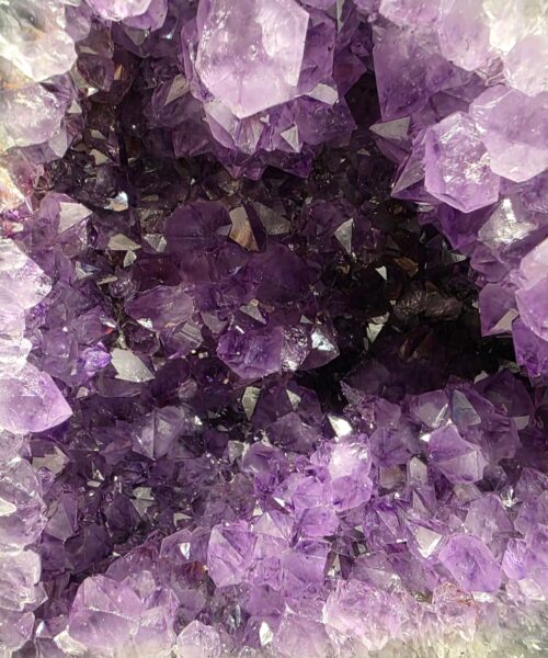 Amethyst Crystal Geode 1086 Premium Queen Grade 15.28kg H32xW29xD15cm - Image 6