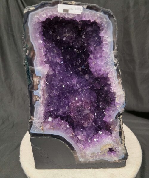 Amethyst Crystal Geode 1092 Premium Queen Grade 18.73kg H38xW23xD17cm - Image 10
