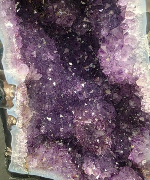 Amethyst Crystal Geode 1092 Premium Queen Grade 18.73kg H38xW23xD17cm - Image 9