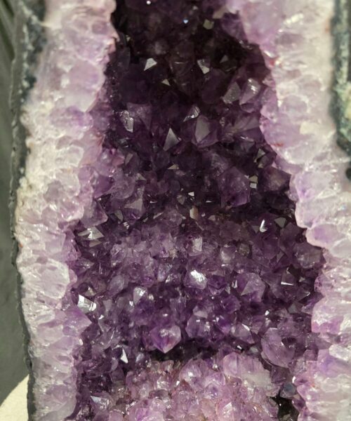 Amethyst Crystal Geode 1099 Premium Queen Grade 15kg H42xW21xD15cm - Image 9