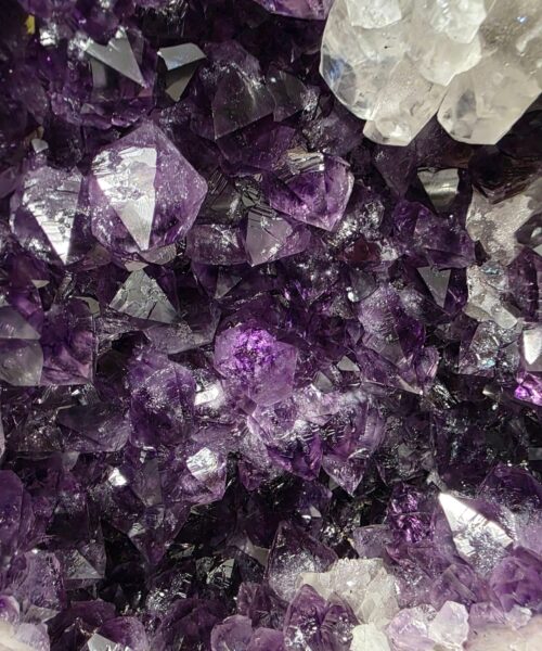 Tall Amethyst Crystal Geode 1105 Premium Queen Grade 19.37kg – H49xW25xD16cm - Image 5