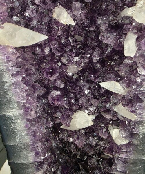 Tall Amethyst Crystal Geode 1108 Premium Queen Grade 16.44kg – H52xW20xD15cm - Image 5
