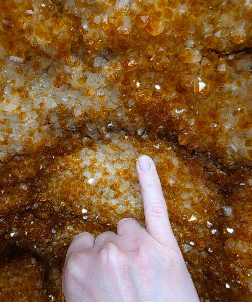 Tall Citrine Geode 539 Crystal Cluster Druzy Premium Grade 30.48kg H46xW31xD23cm - Image 7
