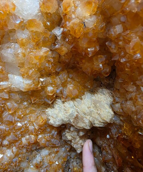 Tall Citrine Geode 547 Crystal Cluster Druzy Premium Grade 22.39kg H62xW18xD22cm - Image 7