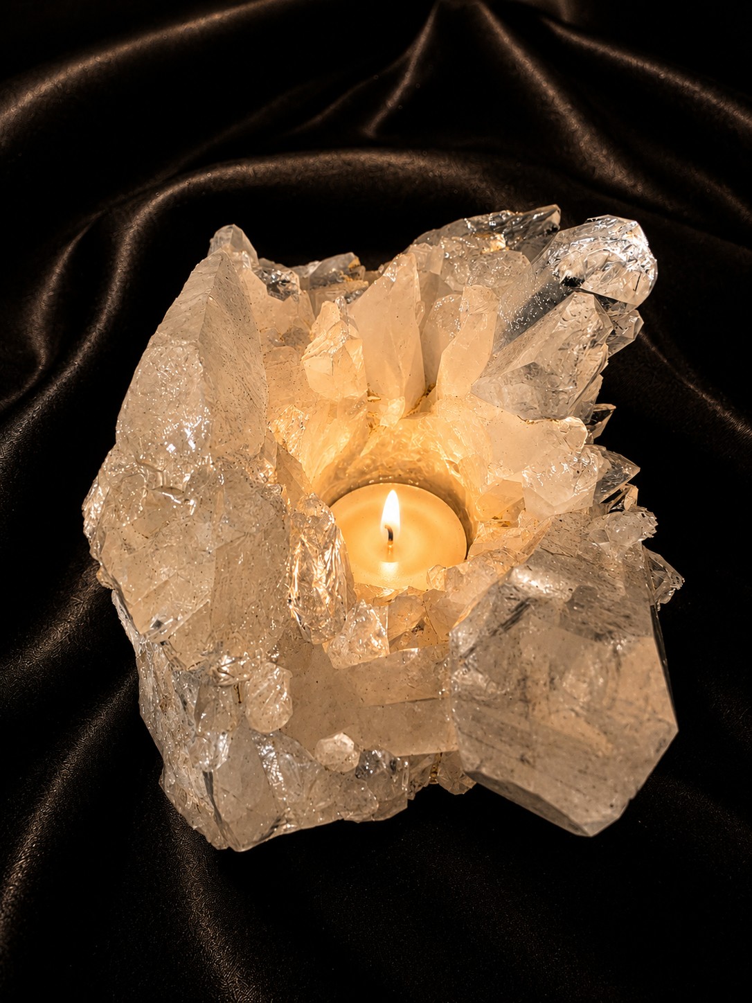 Large Premium Rock Crystal Quartz Candle Holder 47 Clear Crystal White Tealight Holders 1.713g H10xW14xD12cm