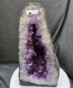 Amethyst Crystal Geode 1085 Premium Queen Grade 21.02kg H43xW23xD17cm