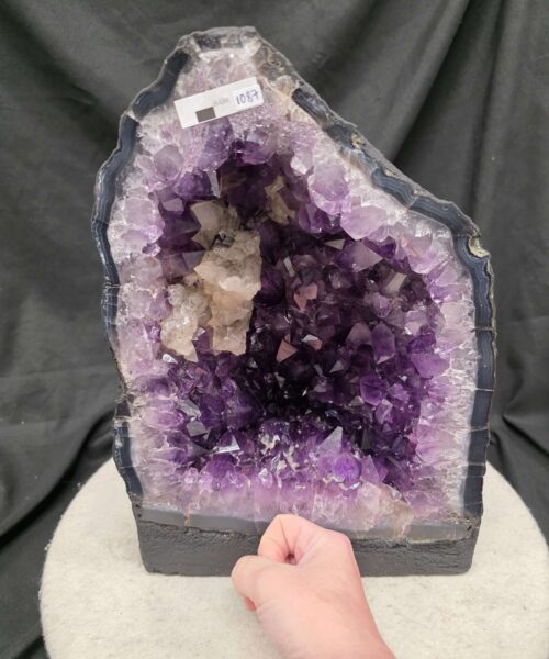 Amethyst Crystal Geode 1087 Premium Queen Grade 14.42kg H35xW24xD15cm - Image 4