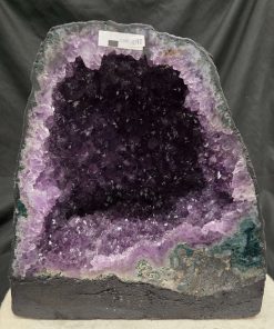 Amethyst Crystal Geode 1090 Premium Queen Grade 17.31kg H33xW31xD17cm