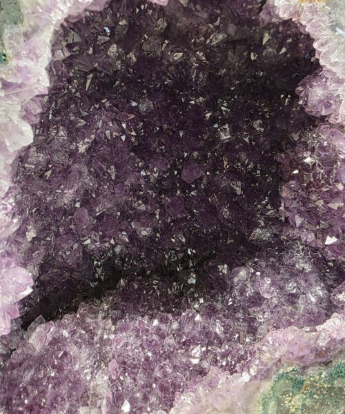 Amethyst Crystal Geode 1090 Premium Queen Grade 17.31kg H33xW31xD17cm - Image 9