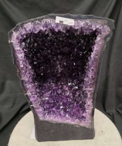Amethyst Crystal Geode 1091 Premium Queen Grade 18.06kg H38xW24xD16cm