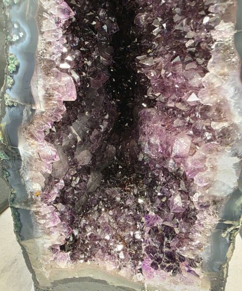 Amethyst Crystal Geode 1095 Premium Queen Grade 17.37kg H40xW20xD20cm - Image 9