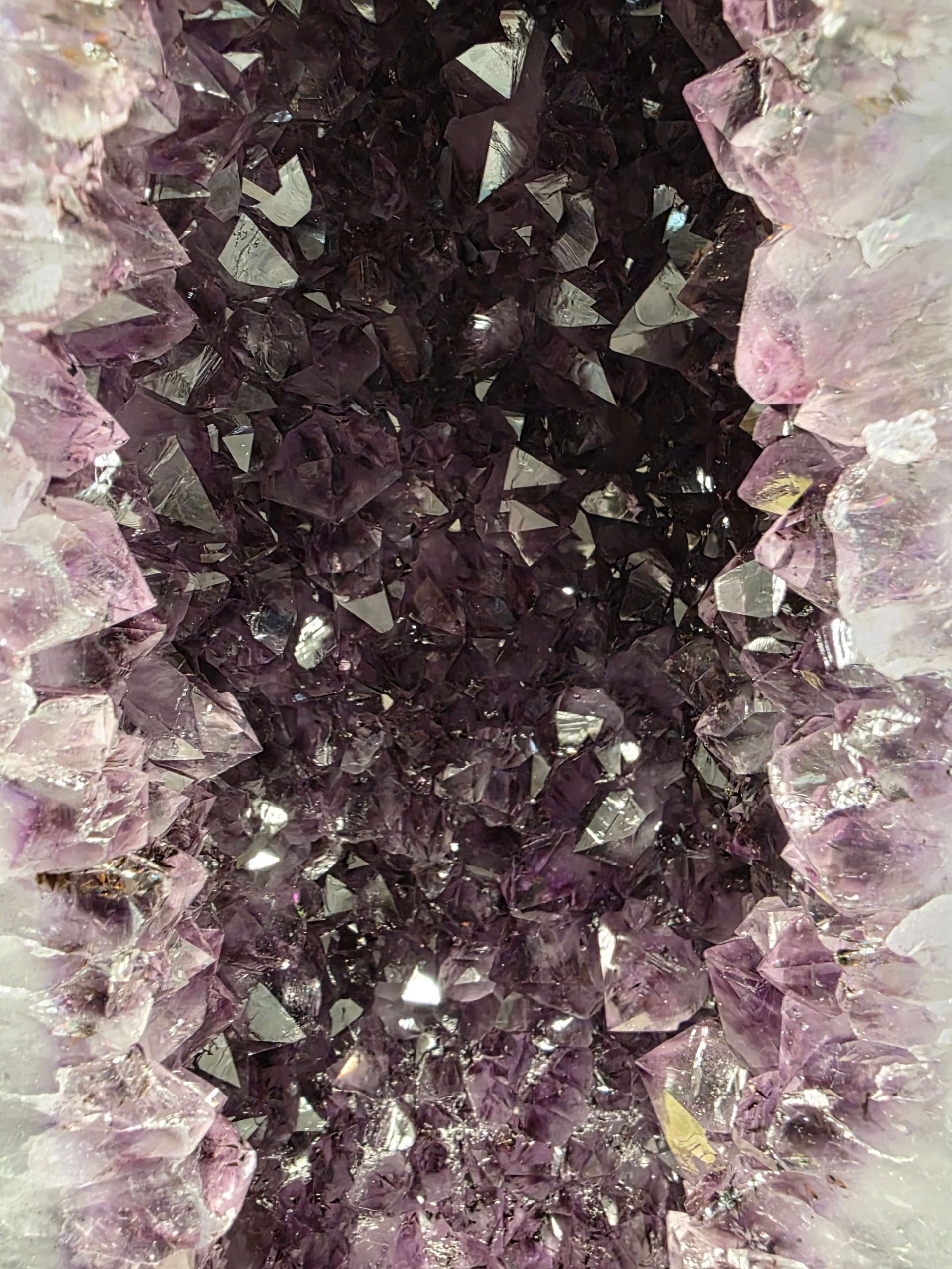 Amethyst Geode 1097 6-9