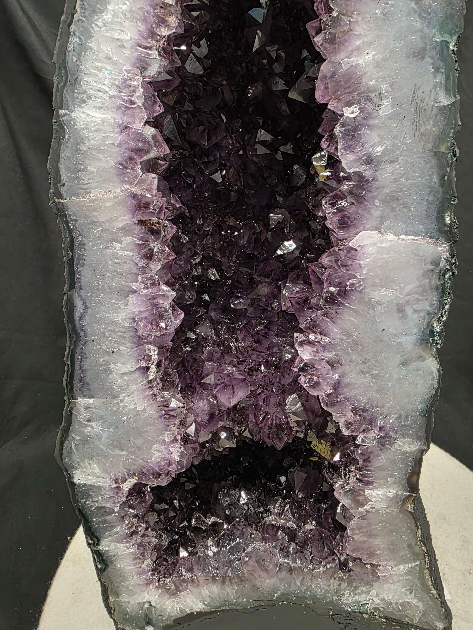 Amethyst Geode 1097 9-9